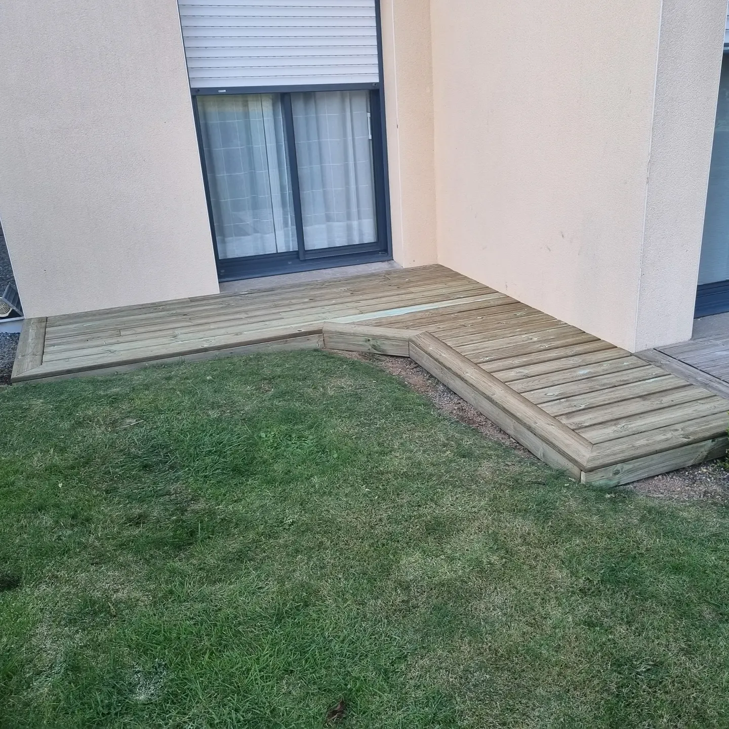 pergola bois guichen